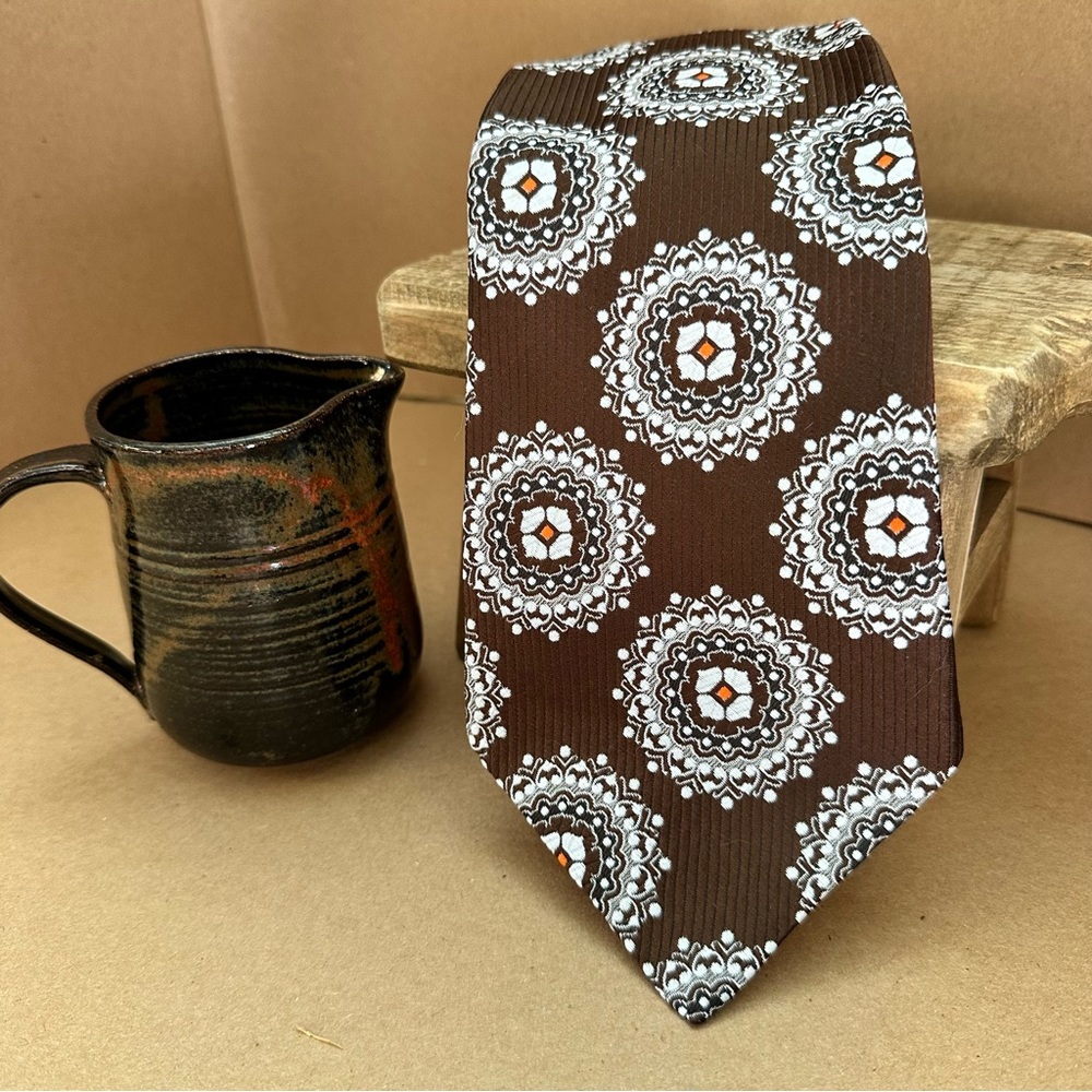 Vintage Schiaparelli tie